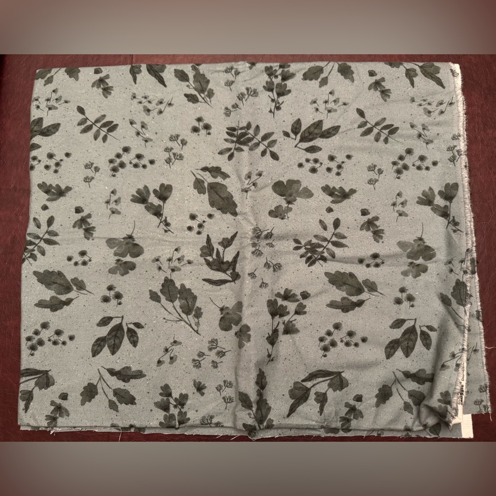 Joann Fabric Floral Patterned Flannel Fabric in Gray/Green 2 YARDS